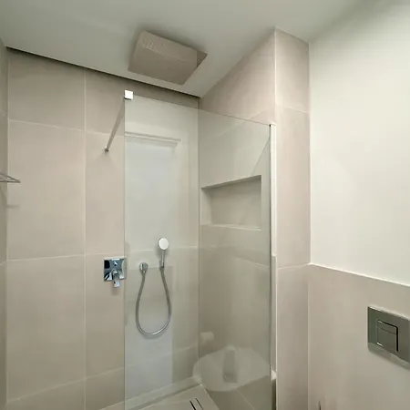 סלוניקי Luxurious Penthouse City Centre מראה חיצוני תמונה